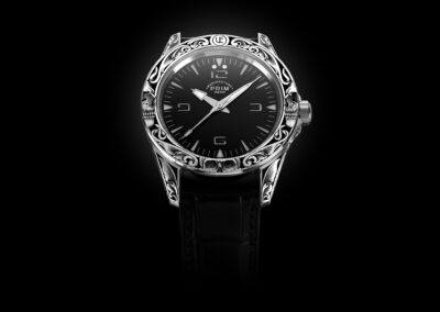 hodinky PRIM Skulls s originální rytinou - Veronika Tesaříková | Rytec kovů